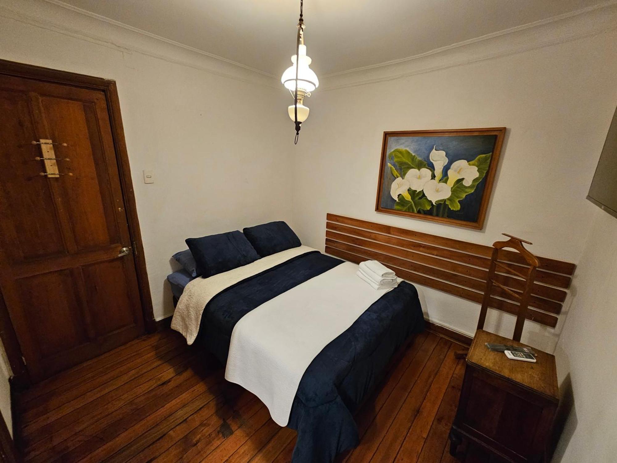 Maktvb Montt - Hostal Boutique Santiago